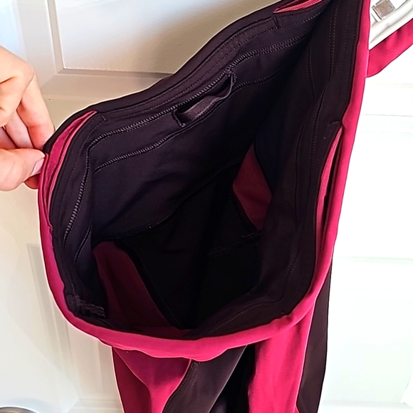 Lululemon Wake and Train Yoga Pant Legging in Women's Size 6 EUC - Picture 5 of 6